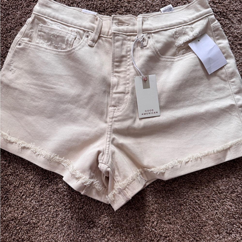 Good American 90s style Light Tan Jean Shorts